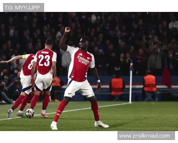 巴黎圣日耳曼队主场战胜尼斯,压哨进球为球队保住三分,坐稳法甲榜首位置