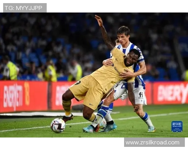 皇家社会教练团队宣布集体辞职，球队目前陷入内讧风波